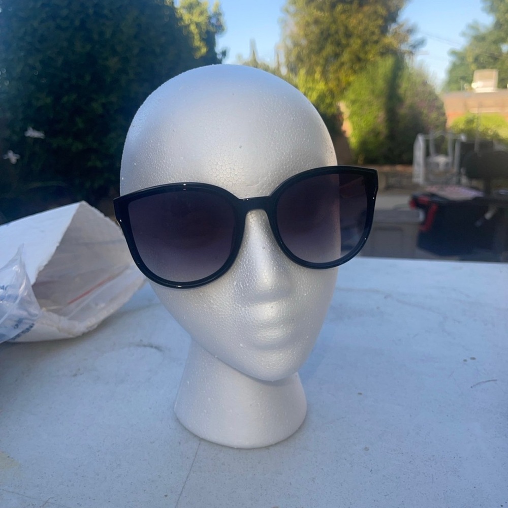 New Quay sunnies Date Night